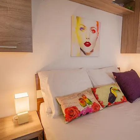Apartment Honey Cres
