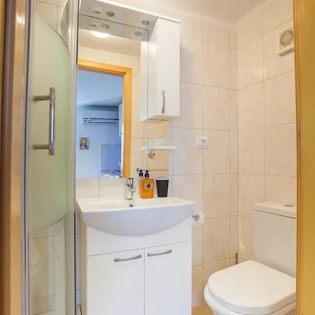 Honey Apartment *