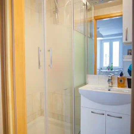 Apartment Honey Cres